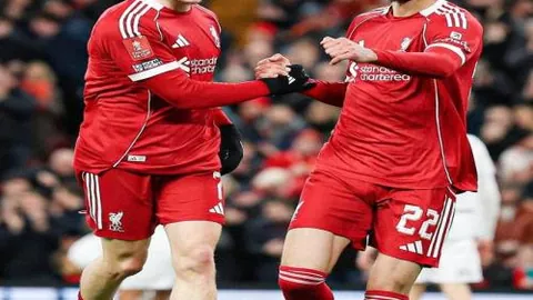 郑钦文强势反击，迈阿密赛再战16强